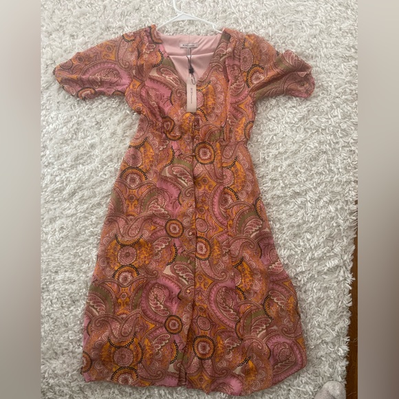 NWT BCBG patterned midi dress with buttons - Picture 7 of 10